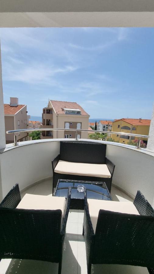 Kings Landing Apartment Novalja Bagian luar foto