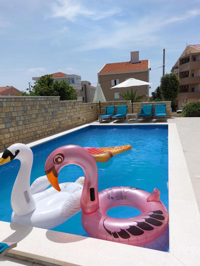 Kings Landing Apartment Novalja Bagian luar foto